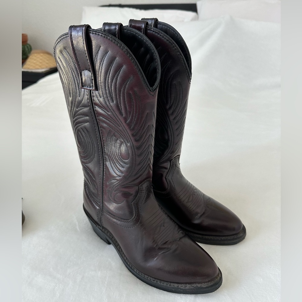 Maroon cowboy boots